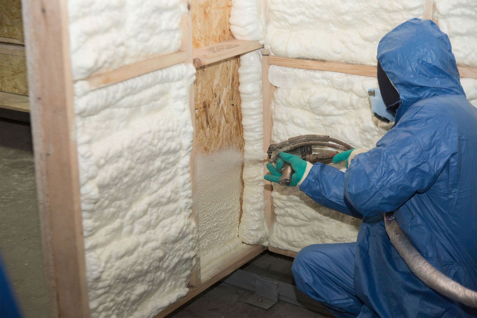 insulation-service-hero-residential-spray-foam-insulation-1920w